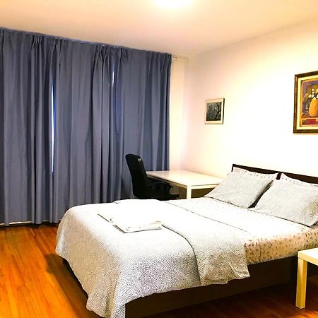 Big Private Room Midmontreal Next To Station Metro - Parking Free מראה חיצוני תמונה